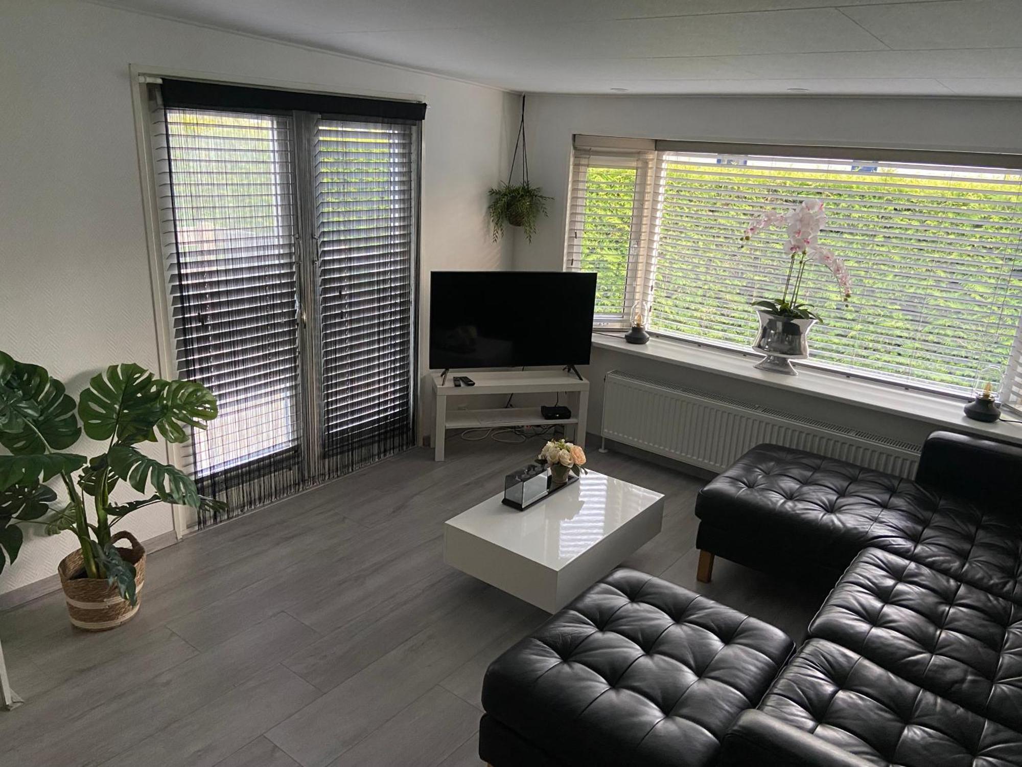 Luxe Gerenoveerde L-Chalet Putten Exterior foto